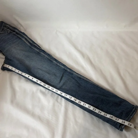 Good American Good Waist
Athletic Stripe Skinny Jeans - Picture 13 of 13